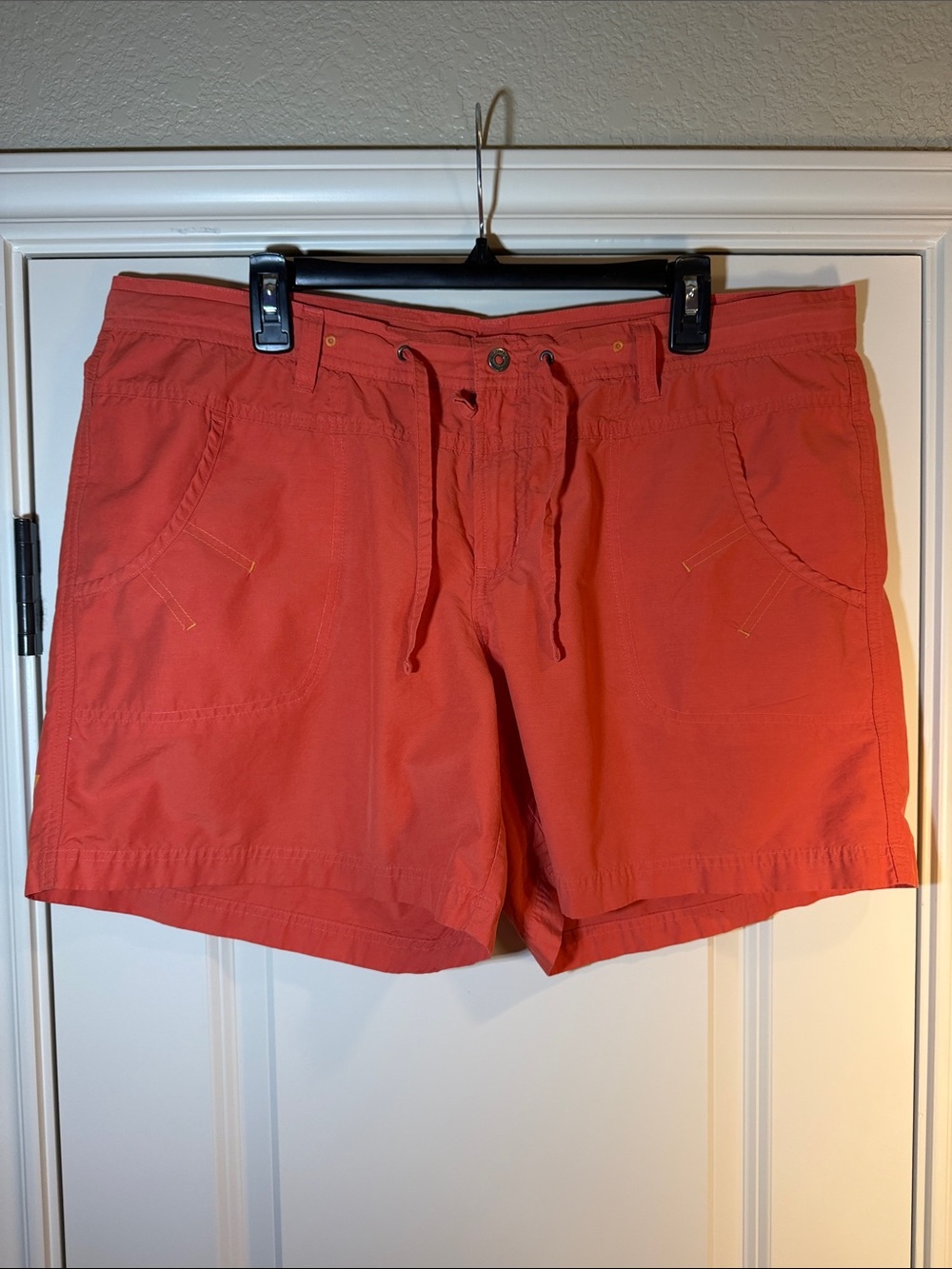 Columbia Women's Orange Drawstring Shorts - XL